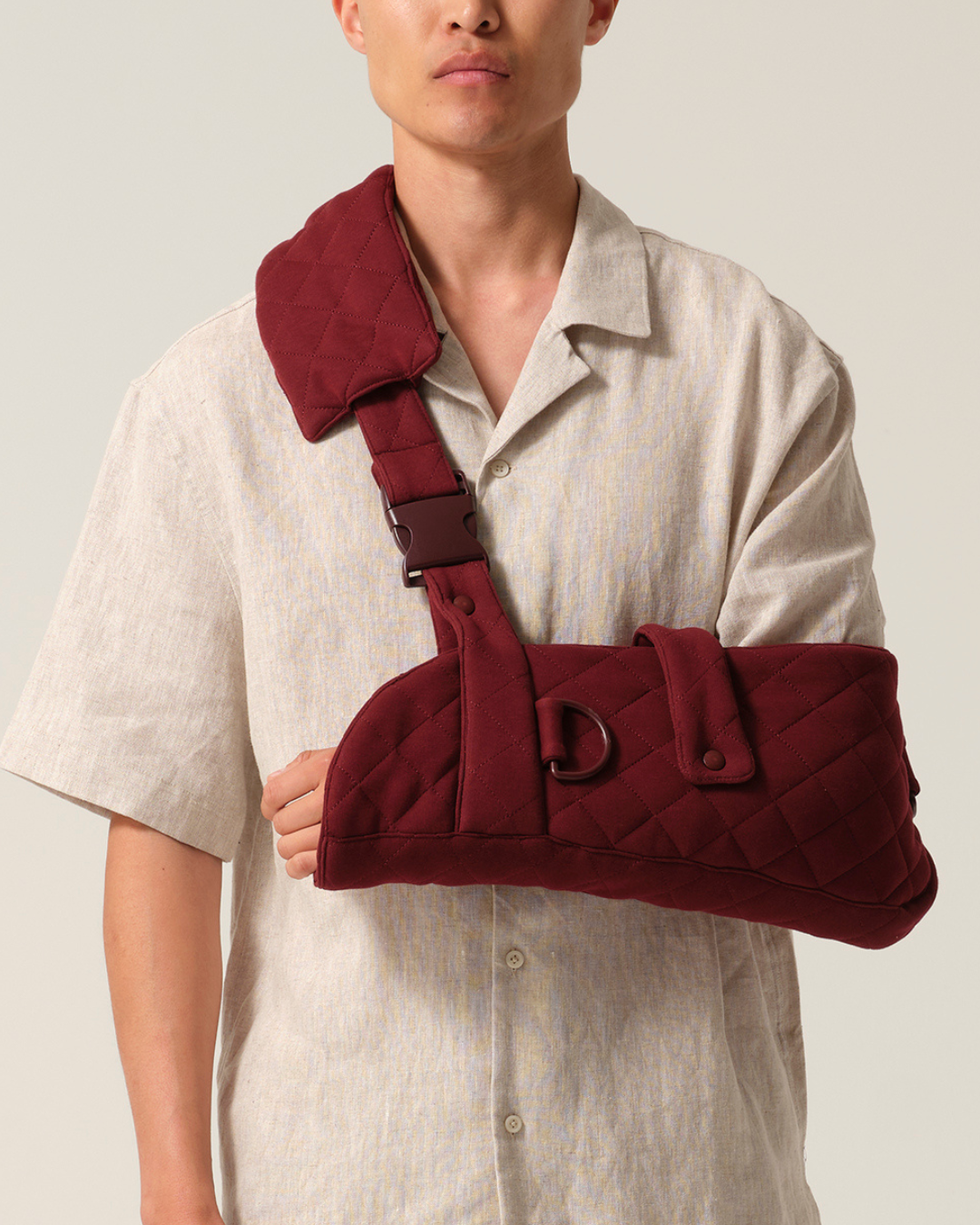 Mens Oxley Quilted Arm Sling® Burgundy