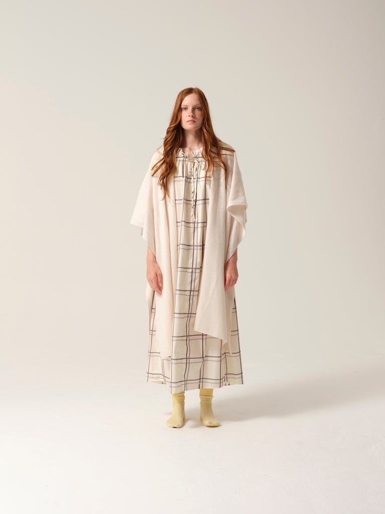 Cashmere Recuperation Shawl Ivory