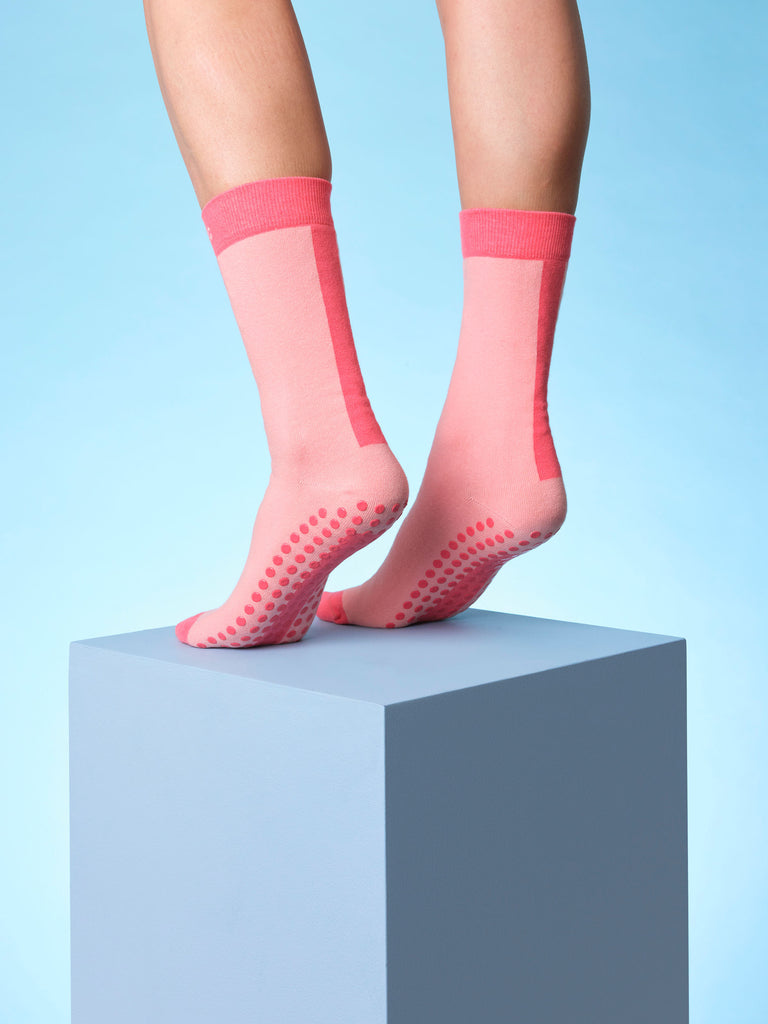 Colour Pop Hospital Socks Pink