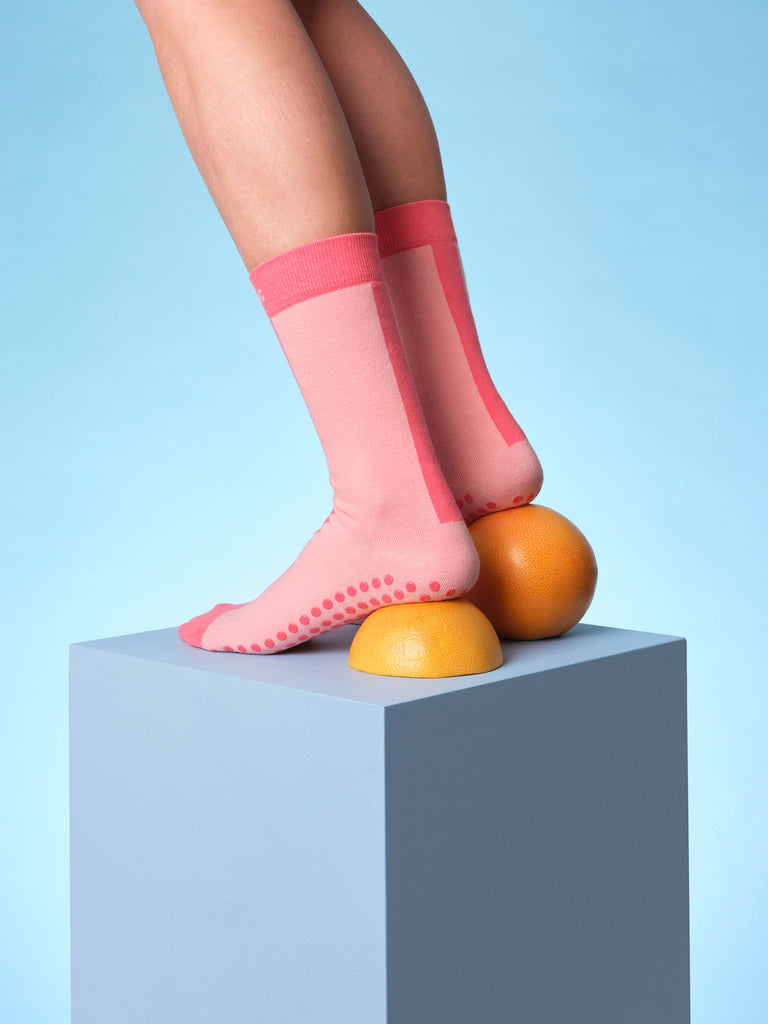 Colour Pop Hospital Socks Pink